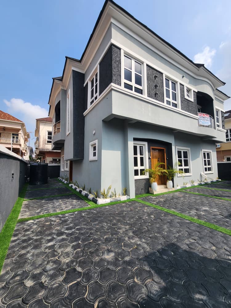 5 bedroom fully detached duplex with 2 mini flat Boys quarters.