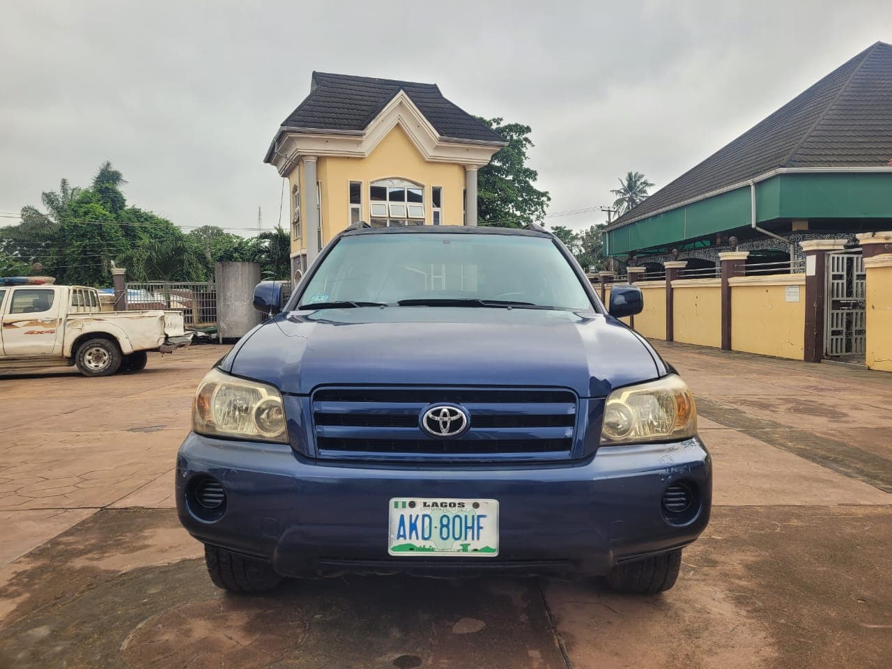 2004 TOYOTA HIGHLANDER, AUTOMATIC