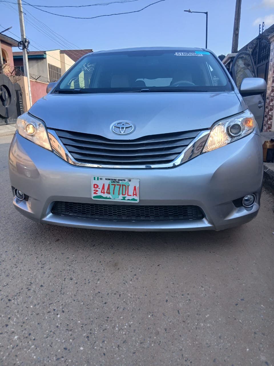 TOYOTA SIENNA 2014, AUTOMATIC