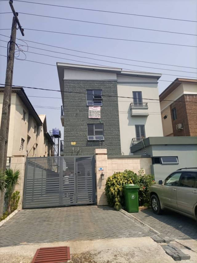 4 Bedroom Duplex For Sale At Lekki Phase 1 - Call  08165448834