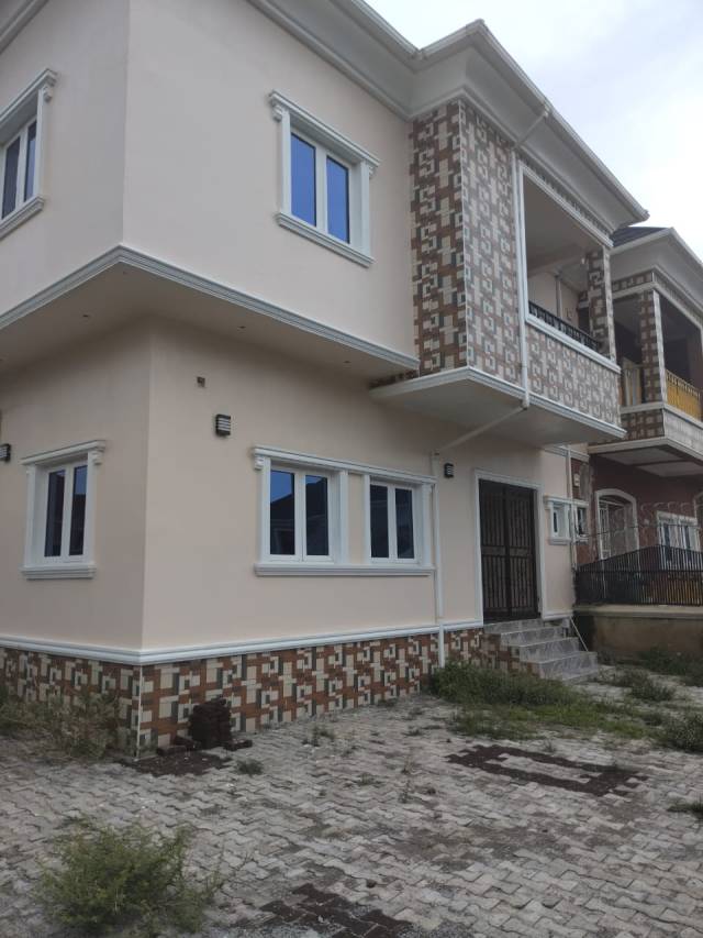 4 Bdr Semideatched Duplex At Lugbe Airport Road Abuja