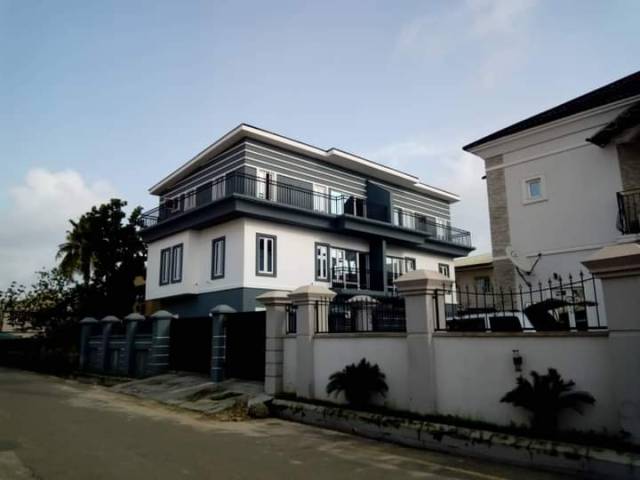 4 Bedroom Duplex