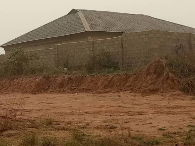 Lands For Sale At Ewu Boun, Via RCCG New Auditorium