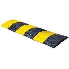 Rubber Speed Bump, For Road Safety, 500 X 410 X 50 Mm