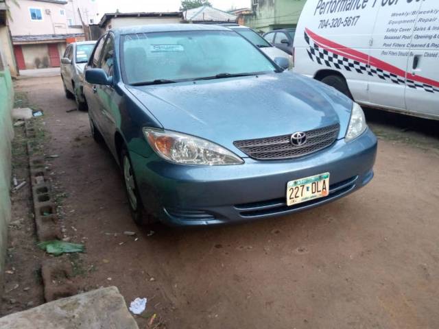 Toyota Camry 2004