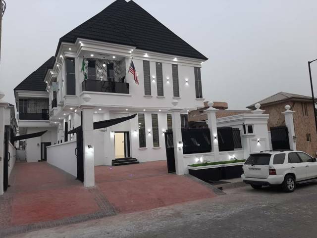 A Four Bedroom Fully Detached Duplex For Sale At Osapa, Lekki