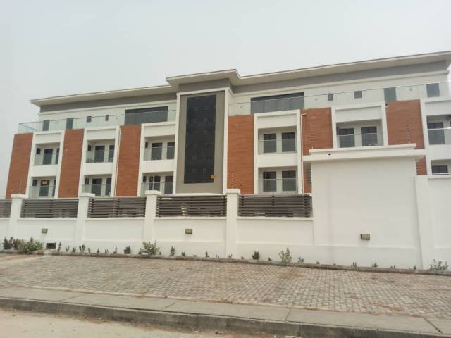 Luxury 3 Bdr Pent House Flat Sale At Ikoyi - Call Or Whatsapp 08189042000