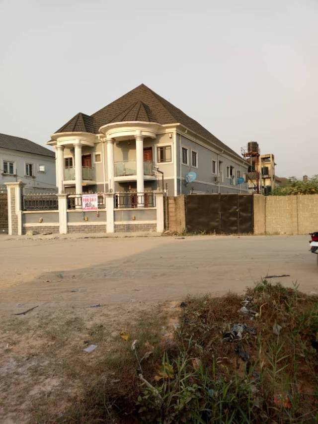 4 Bdr Duplex With 2 Units Of 2 Bdr Flat At Lekki - Call 09036636227