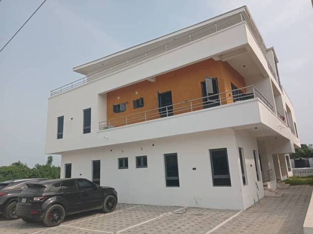 2 BDR APARTMENT FOR SALE AT OCEAN BAY ESTATE LEKKI - Call 08168481603